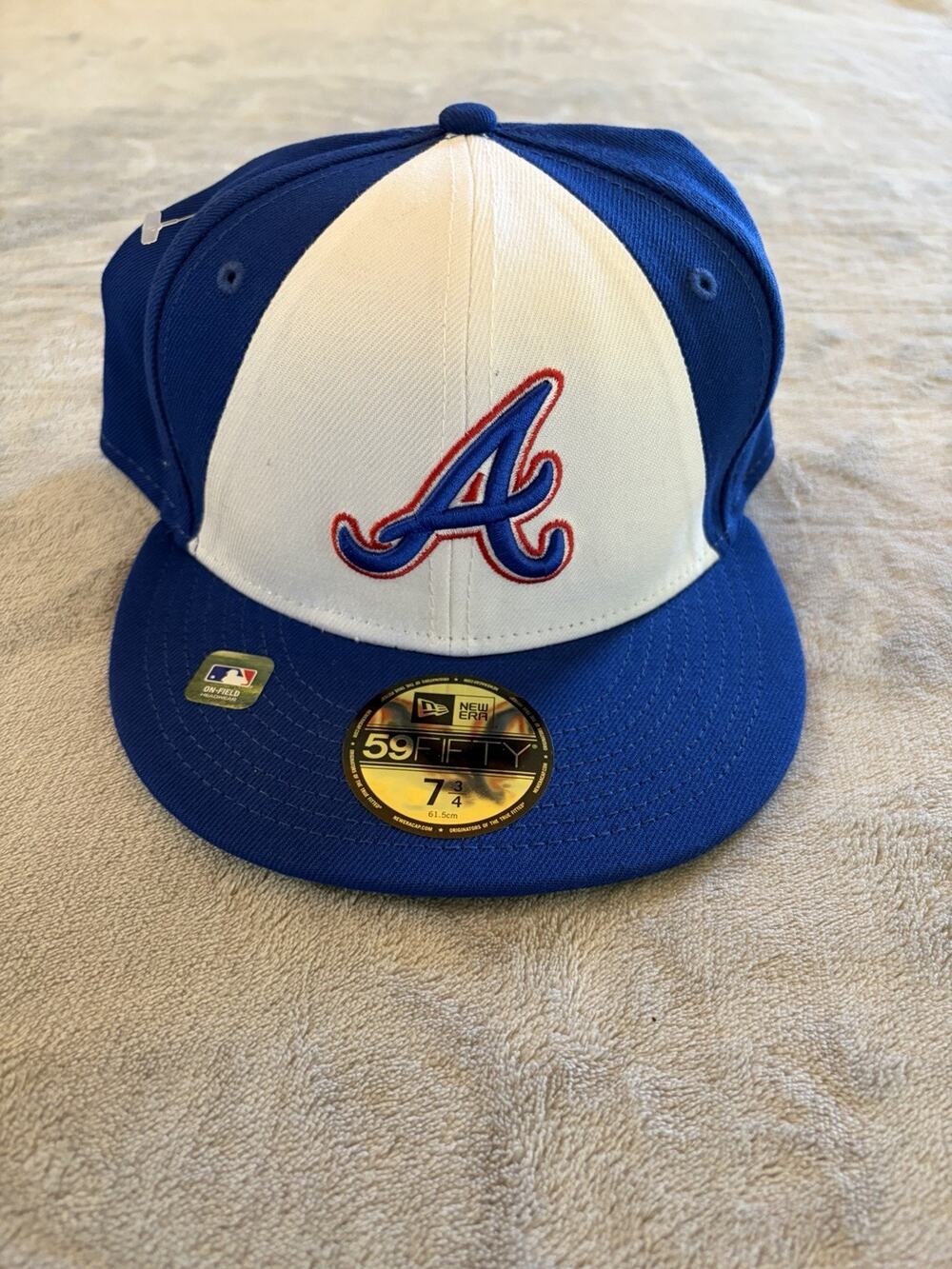 NWT ATLANTA BRAVES NEW ERA 59FIFTY ON FIELD HAT CAP 7 3/8 POLY KEEP SWINGING
